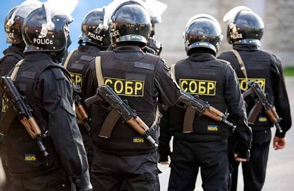 Rusiya polisi azərbaycanlı çempionun yas məclisini dağıdıb