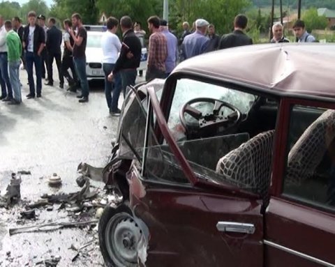 Bakıdakı yol qəzalarında 166 nəfər ölüb 