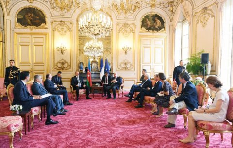 İlham Əliyev Fransa Senatının sədri ilə görüşüb