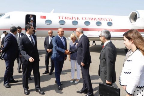 Mövlud Çavuşoğlu Azərbaycana gəlib