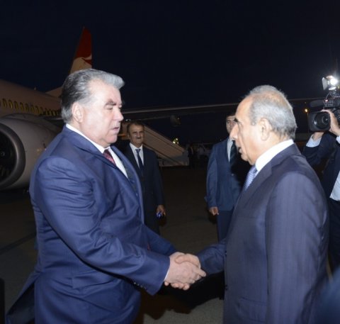 Tacikistan prezidenti Azərbaycana gəlib