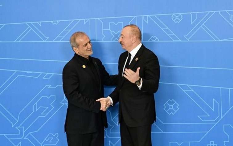 Məsud Pezeşkian İlham Əliyevə zəng edib