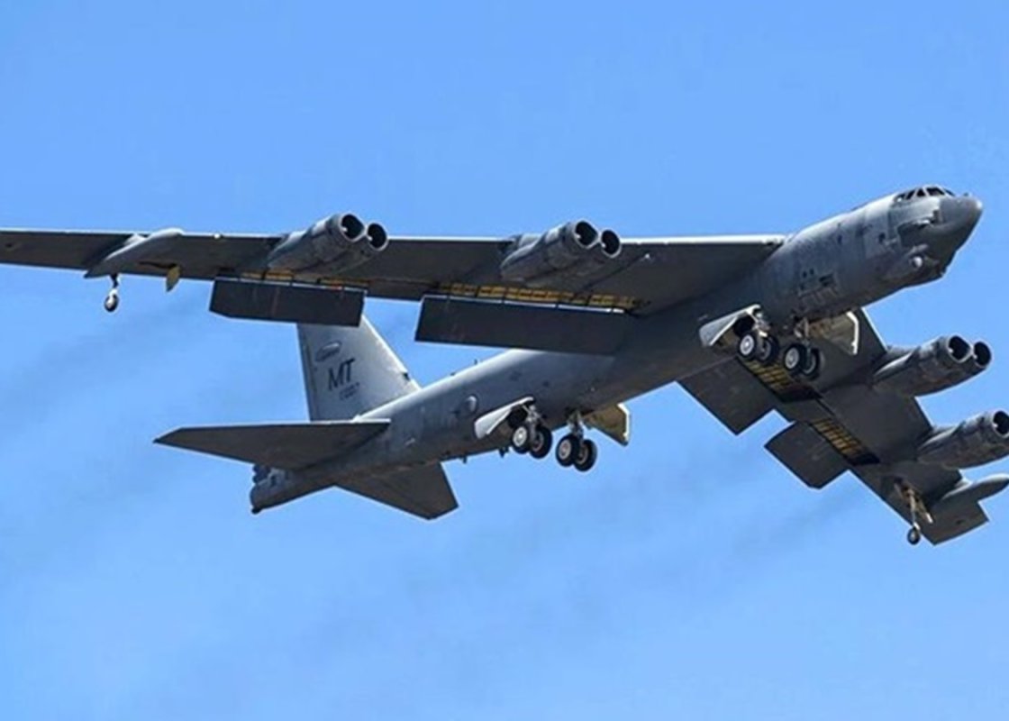 ABŞ Britaniyadan strateji bombardmançılarını çıxarıb