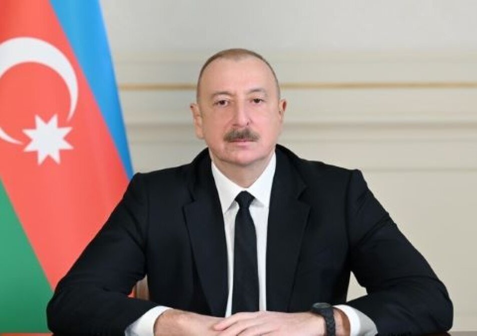 Prezident "Yol hərəkəti haqqında" qanuna dəyişikliyi təsdiqləyib