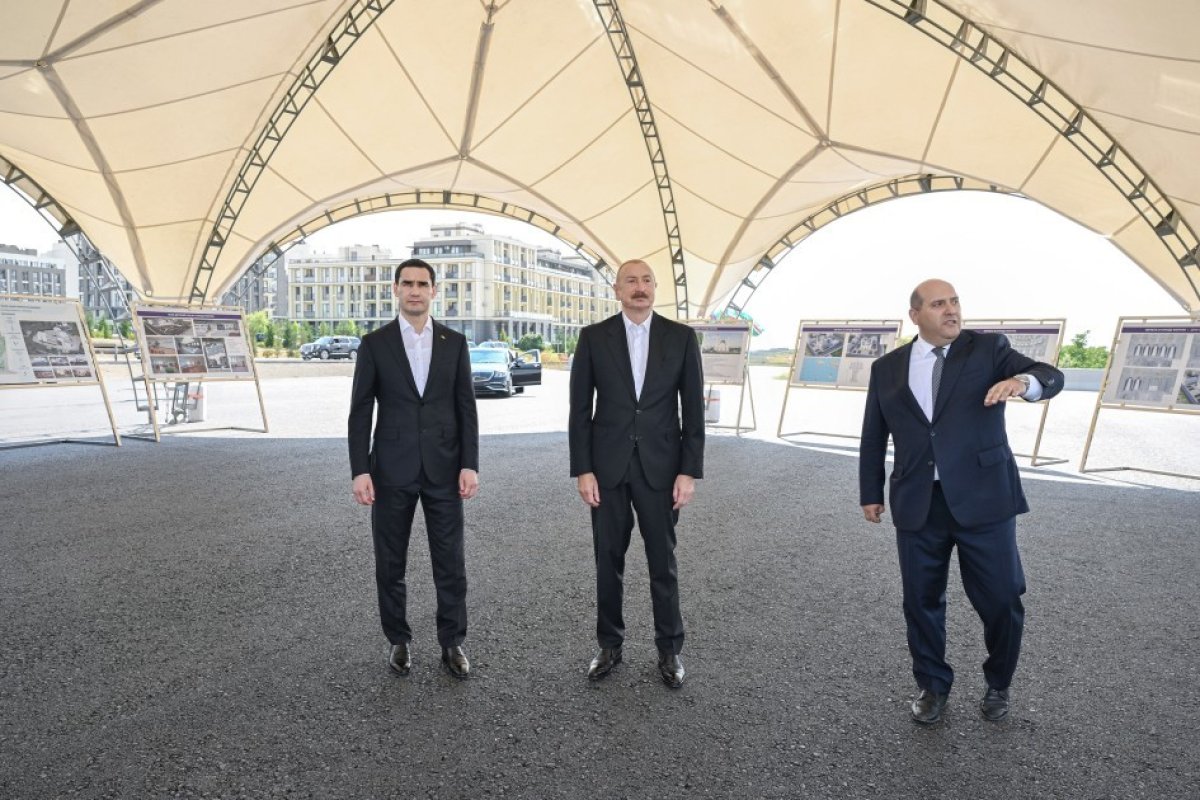 Azərbaycan və Türkmənistan prezidentləri Füzuli şəhərinin dağıdılmış yerlərinə baxıblar