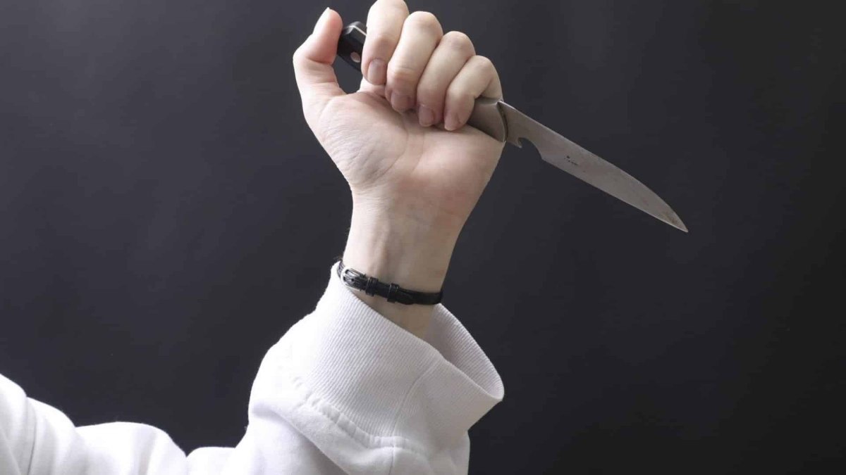  Ağstafada məktəbli bıçaqlanıb