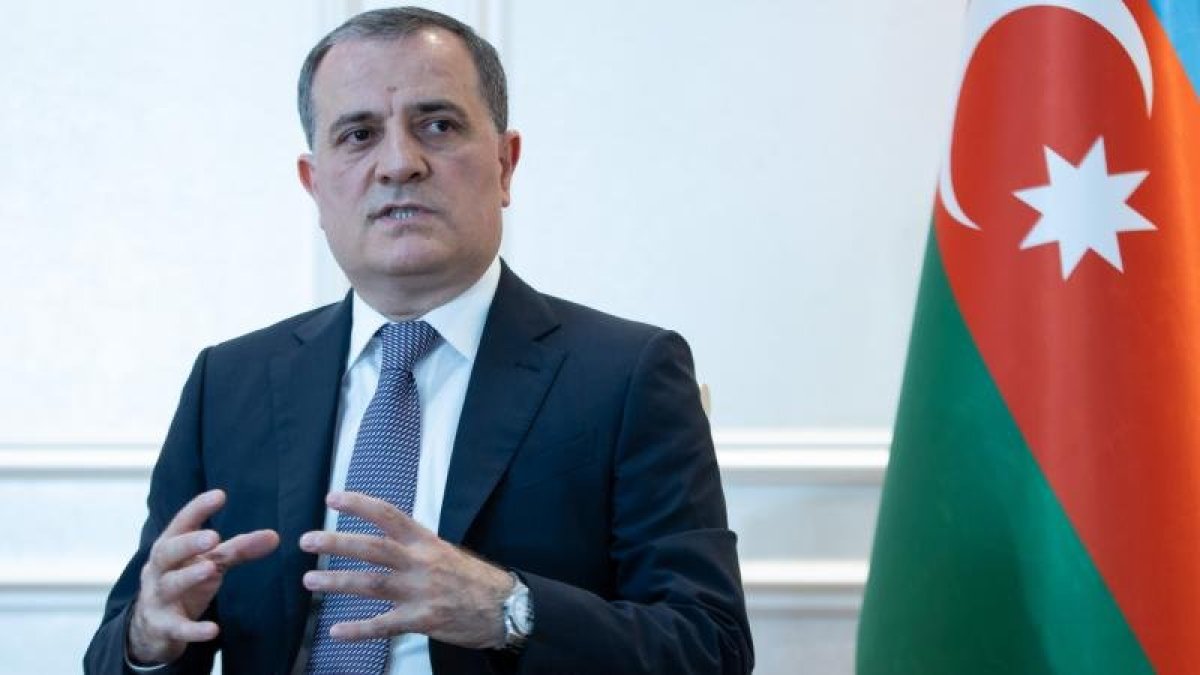  Ceyhun Bayramov ABŞ-a yola düşüb