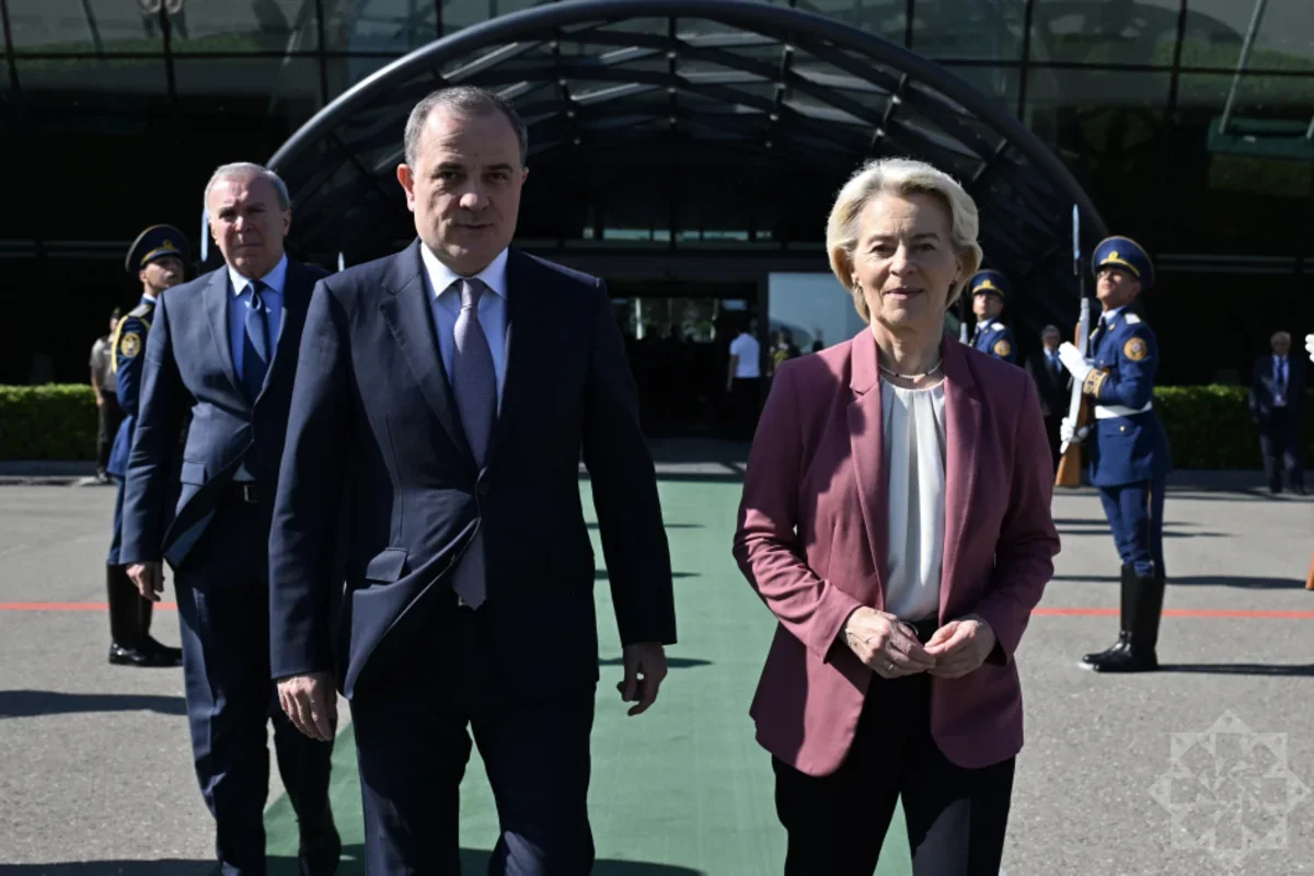 Ursula Fon der Lyayenin Azərbaycana səfəri başa çatıb