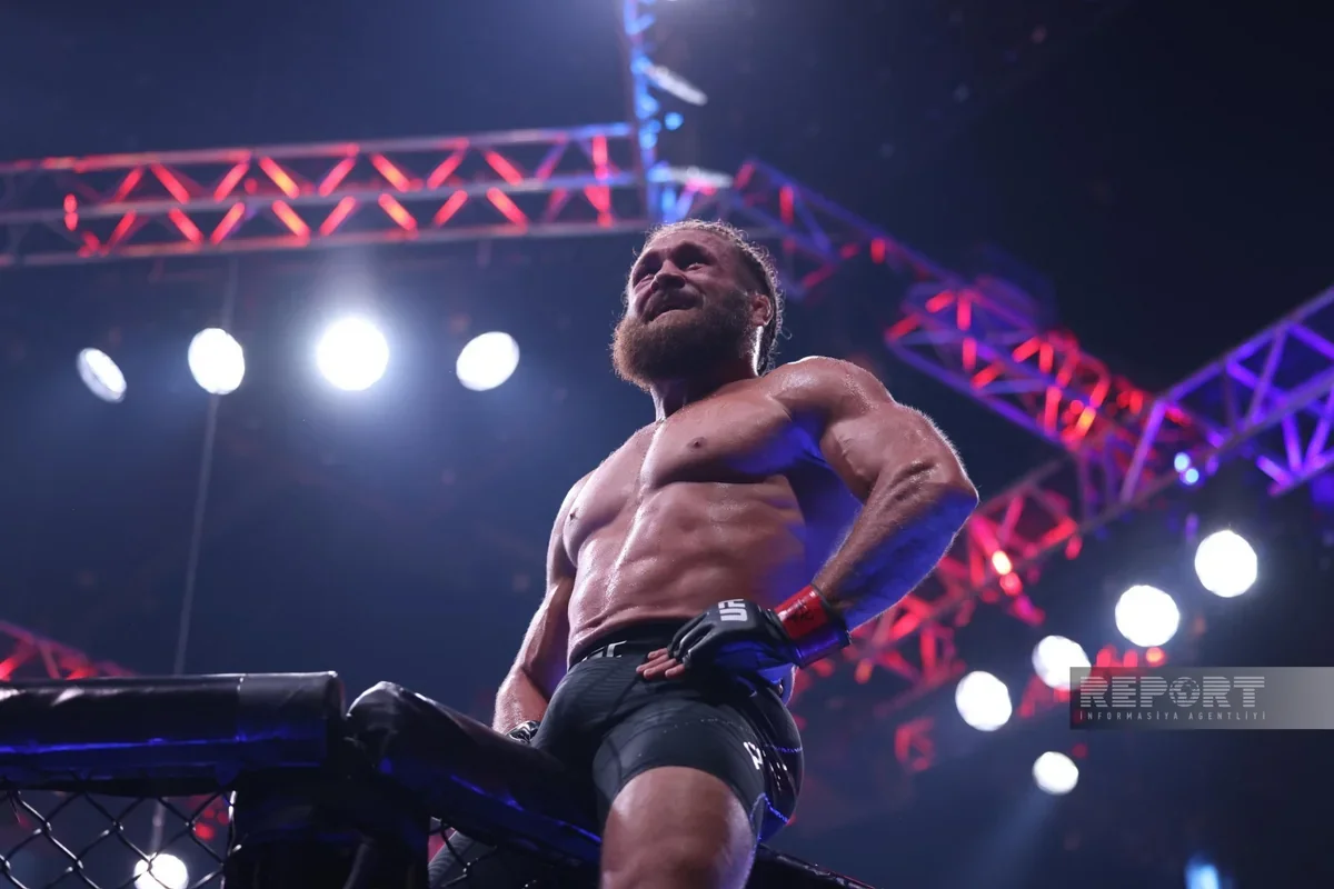 UFC: Rafael Fiziyev rəqibini nokautla məğlub edib