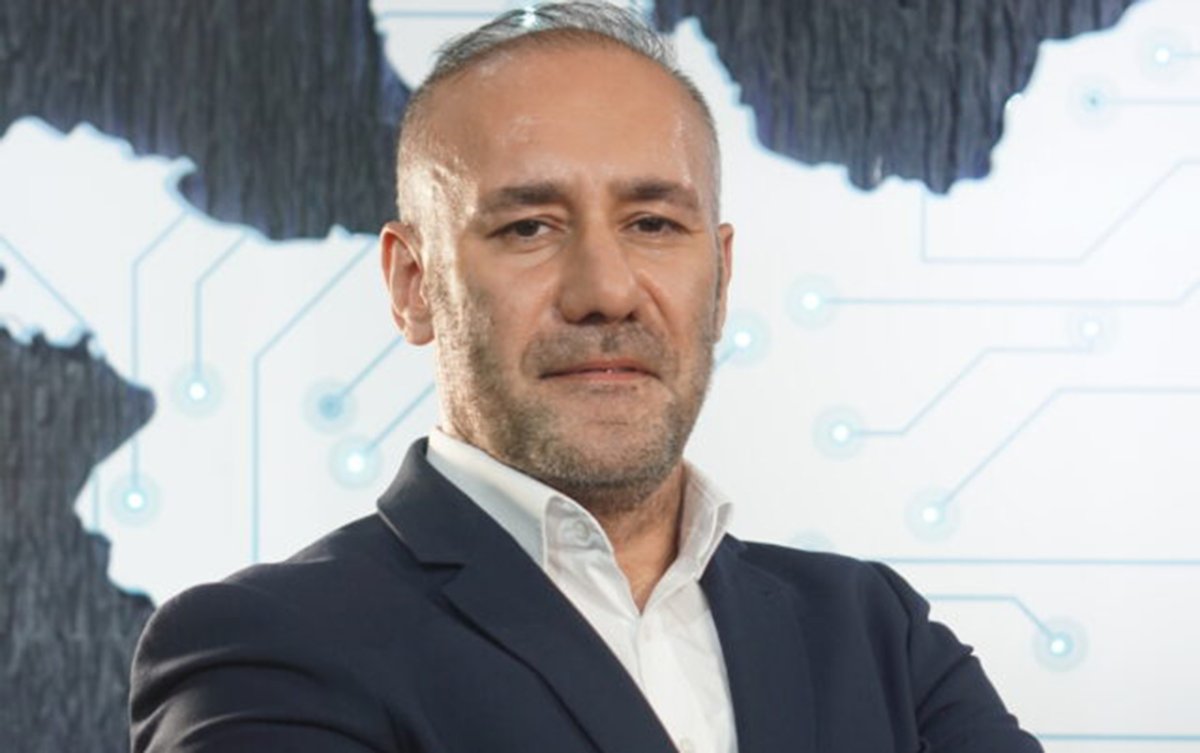 Kamran Ağayev vəzifədən ayrılıb - İRİA-da kütləvi ixtisarlar var?