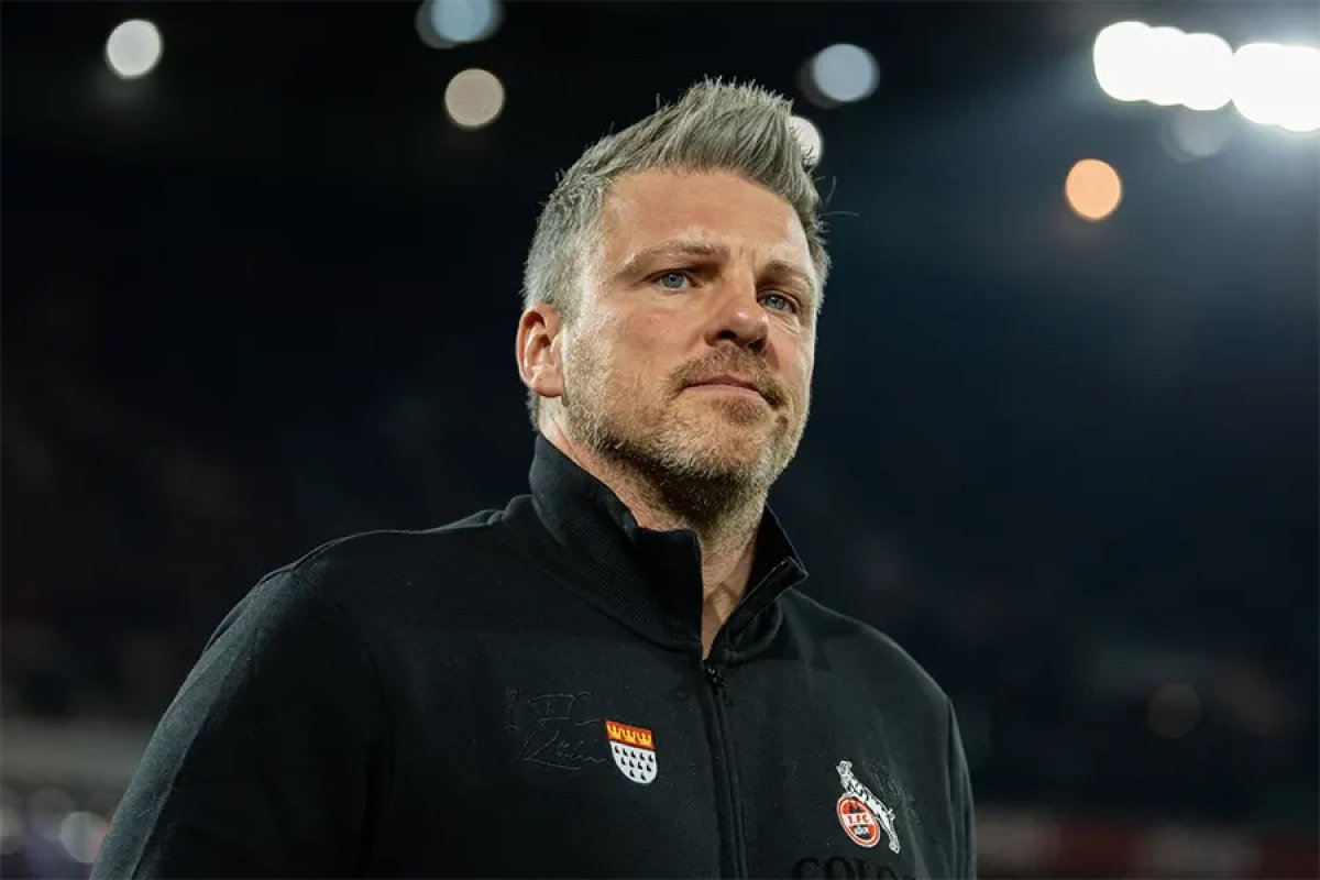 Baş məşqçini istefaya göndəriblər