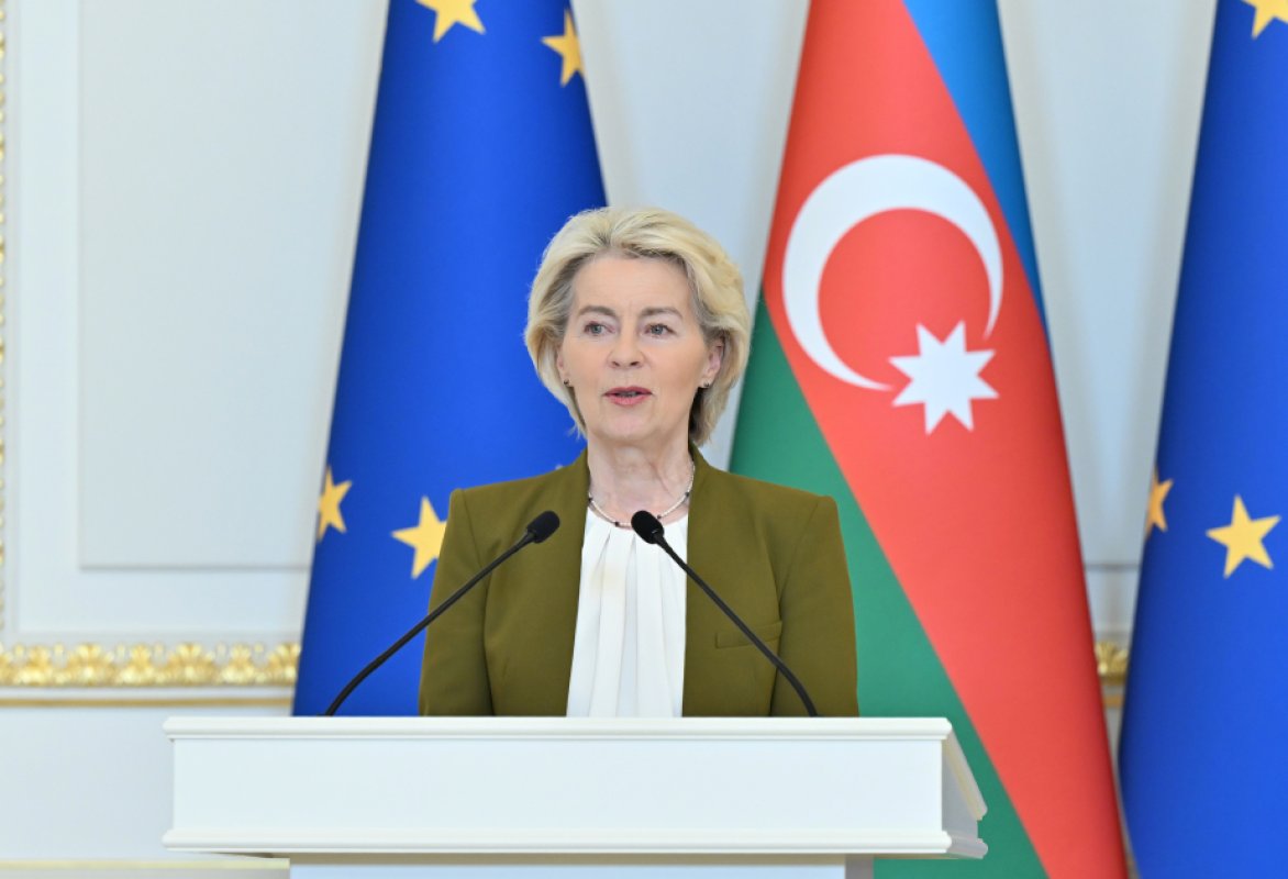 Lyayen Azərbaycan liderini təbrik edib