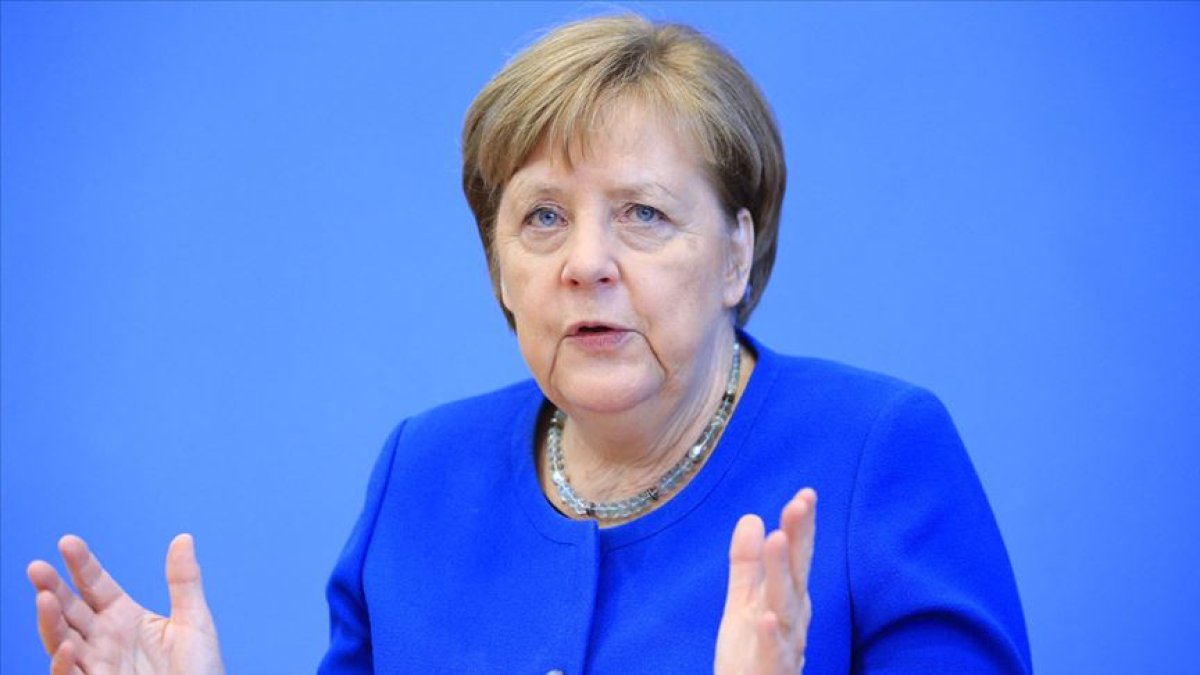 Merkel nüvə enerjisindən imtinaya haqq qazandırır