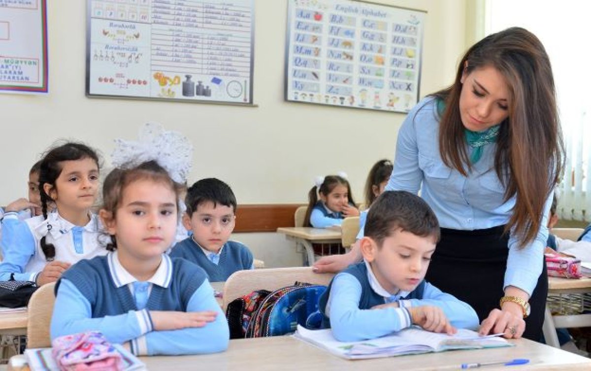 Dövlət məktəblərində geyim tələbləri dəyişir