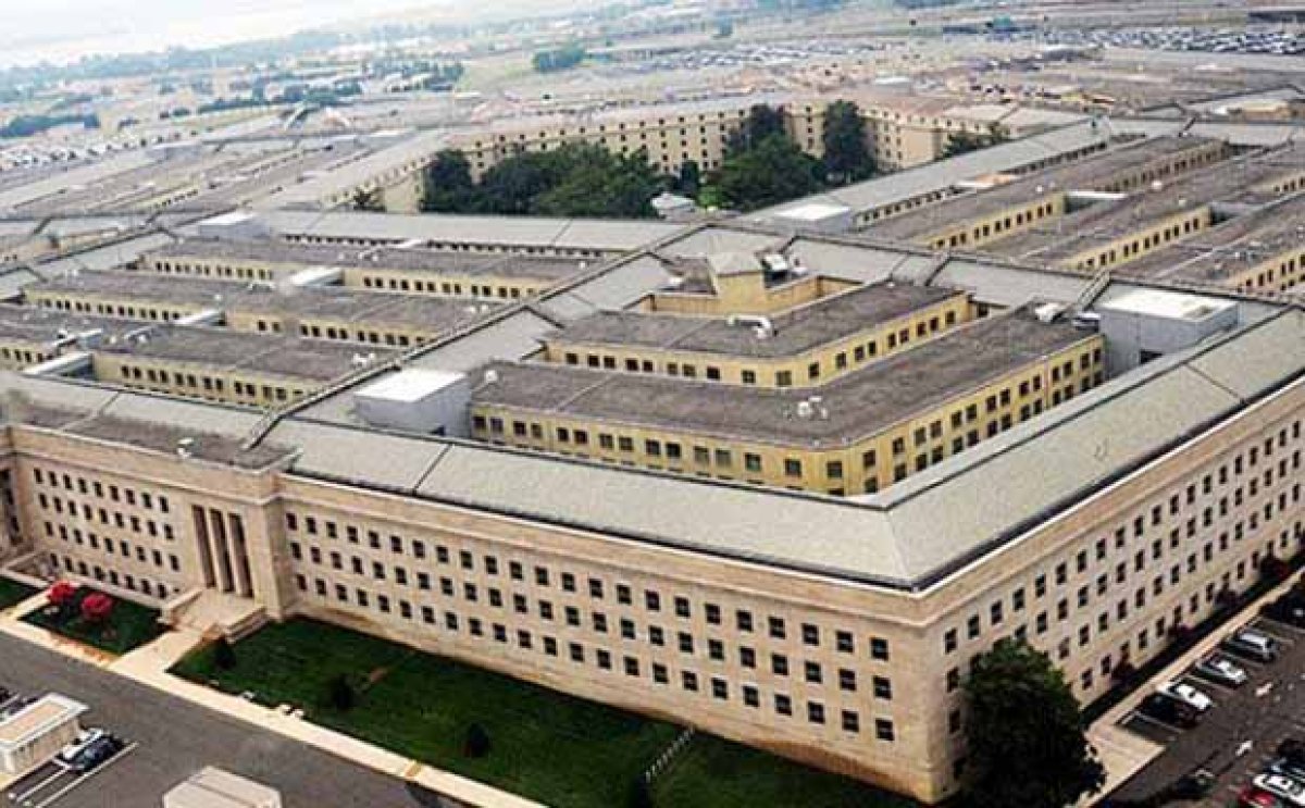 Jurnalistlərin Pentaqonun binasına girişi qadağan edilib