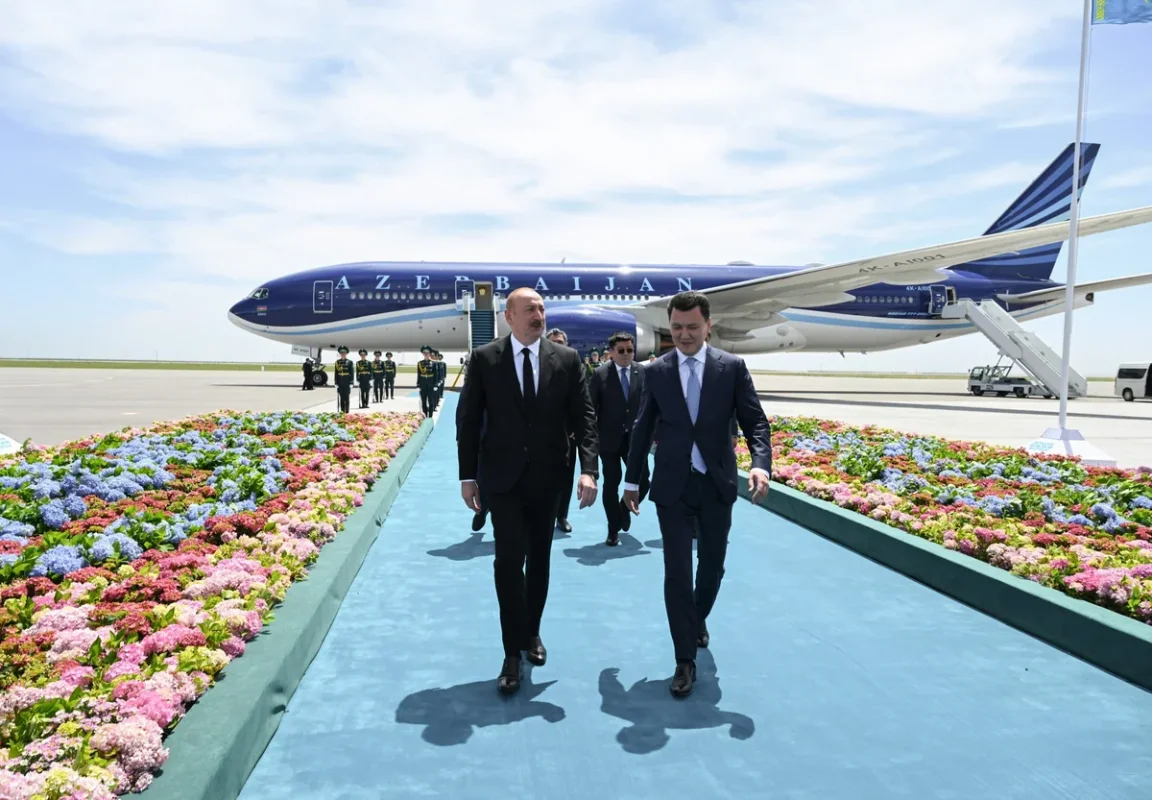 Prezident İlham Əliyev Qazaxıstana işgüzar səfər edib