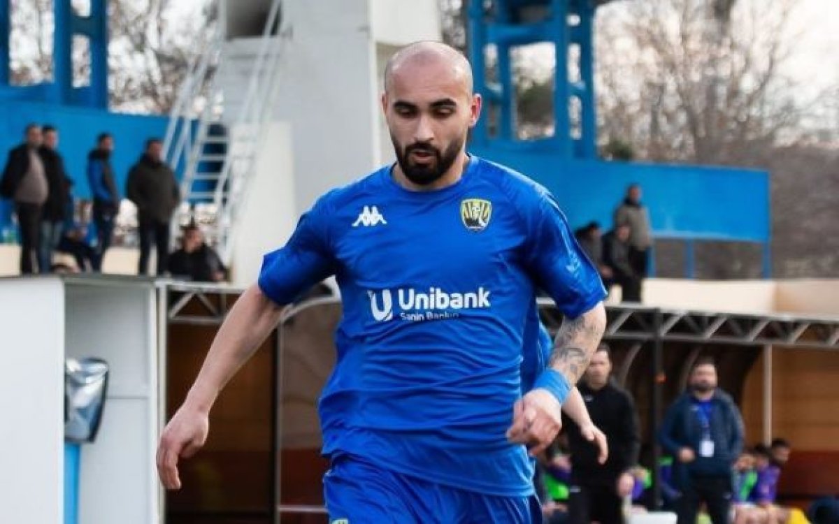 Bıçaqlanan futbolçu məşqlərə hazırlaşır