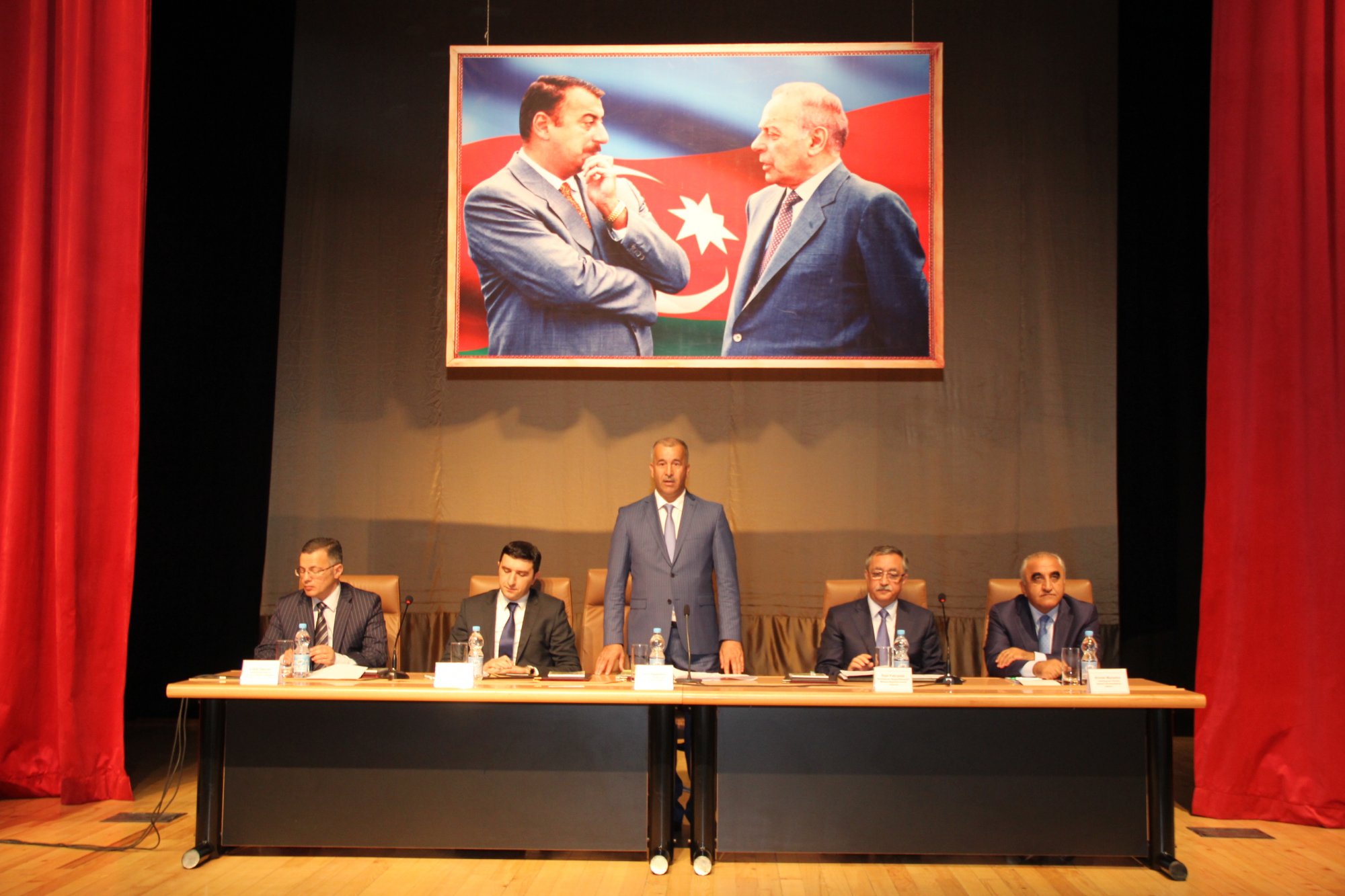 Milli iqtisadiyyatın strateji yol xəritəsi yenidən müzakirəyə çıxarıldı