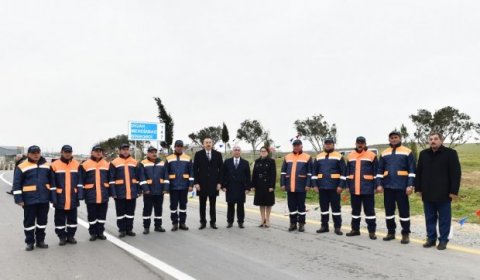 İlham Əliyev yeni yolun açılışını edib İlham Əliyev yeni yolun açılışını edib