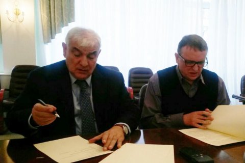 Kamal Abdulla iki ölkənin ali məktəbi ilə müqavilə imzalayıb Kamal Abdulla iki ölkənin ali məktəbi ilə müqavilə imzalayıb
