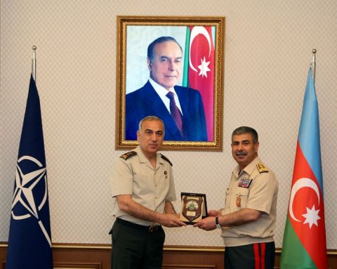 Nazir Zakir Həsənov NATO generalları ilə görüşüb