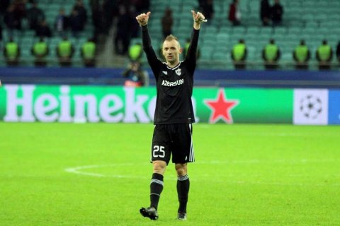 36 yaşlı futbolçu “Qarabağ”a qoşulub