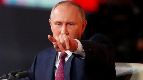 Hərbi təyyarənin vurulması Putini hiddətləndirib 