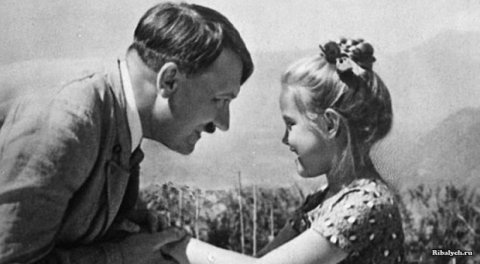 Yəhudi qızı Adolf Hitlerin necə sevimlisi olub?