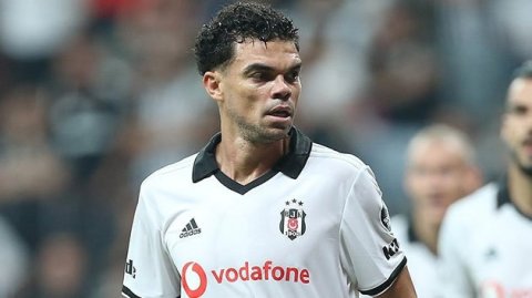 Pepe “Beşiktaş”dan getdi