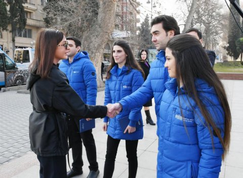 Mehriban Əliyeva Gəncə şəhərinə gəlib Mehriban Əliyeva Gəncə şəhərinə gəlib
