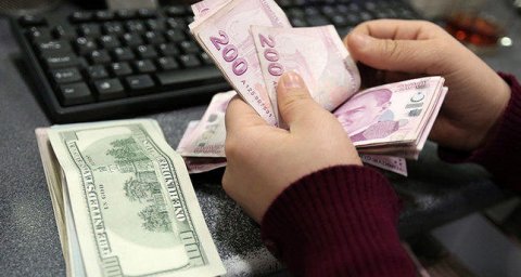 Türkiyədə dollar sürətlə bahalaşır