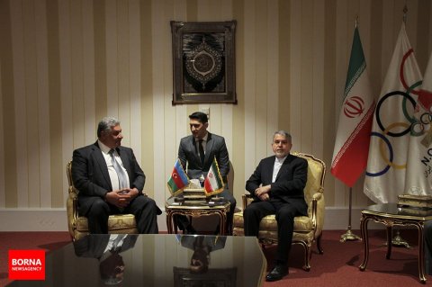 Azərbaycanlı nazir İranda