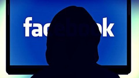 "Facebook” 3 milyarddan çox hesabı sildi