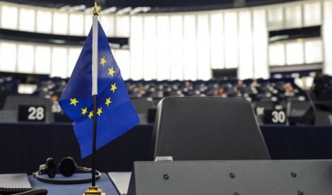 Avropa Parlamentinə seçkilərin ilkin nəticələri açıqlandı