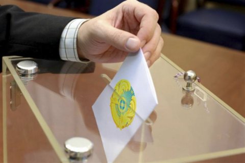  Qazaxıstanda prezident seçkisi: Tokayev 70,76% səslə liderlik edir