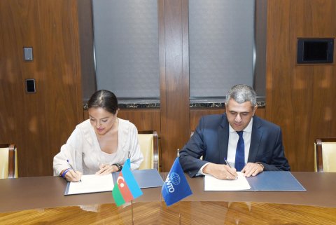 Leyla Əliyeva BMT-nin nümayəndəsi ilə memorandum imzalayıb