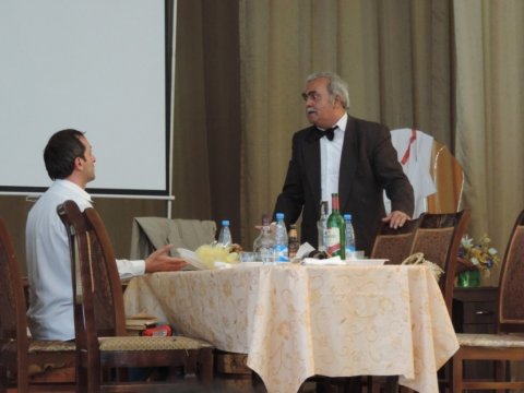 Teatrın yaradıcı kollektivi qastrola gedib