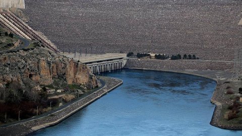 İran nəşri: “Türkiyə qonşu ölkələrdə su böhranı yaradır”