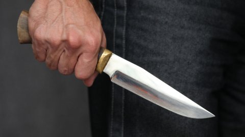 Sumqayıtda 14 yaşlı uşaq həmyaşıdını bıçaqladı
