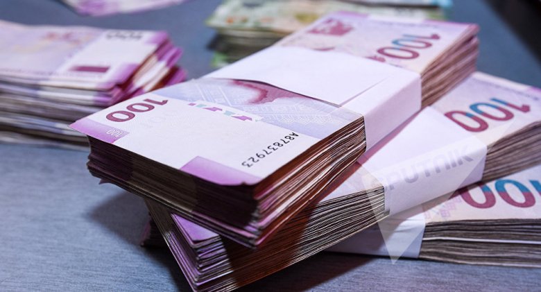 Qubad İbadoğlu: "Deputatların və məmurların maaşları artacaq”