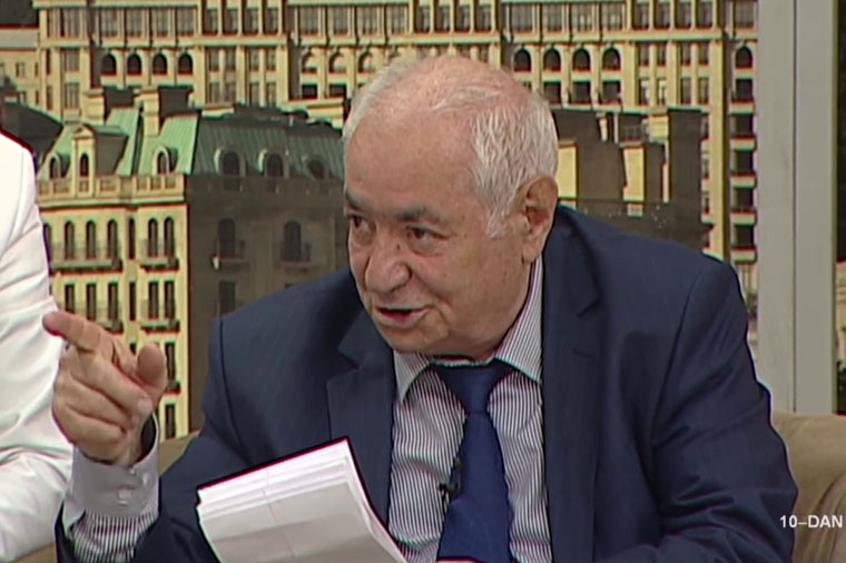 Xalq şairi Vahid Əzizin doğum günüdür