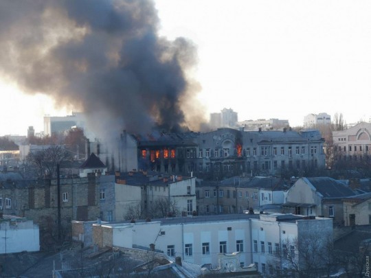 Ukraynada kollec binasında yanğın: ölənlərin sayı 10-a çatıb