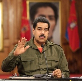 Maduro 3.3 milyonluq yeni ordu yaradıb