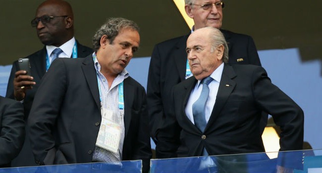 FIFA Blatter və Platiniyə qarşı 2 milyon dollarlıq iddia qaldırıb