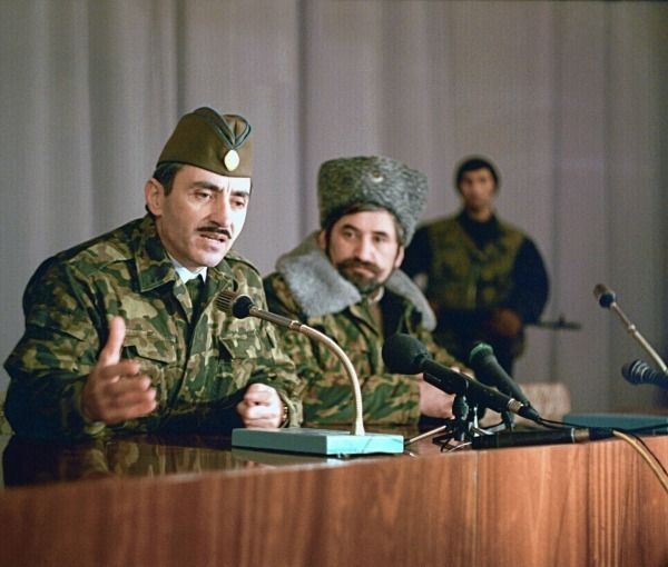 Çeçenistan müharibəsinin səbəblərindən biri də Azərbaycan nefti olub Çeçenistan müharibəsinin səbəblərindən biri də Azərbaycan nefti olub