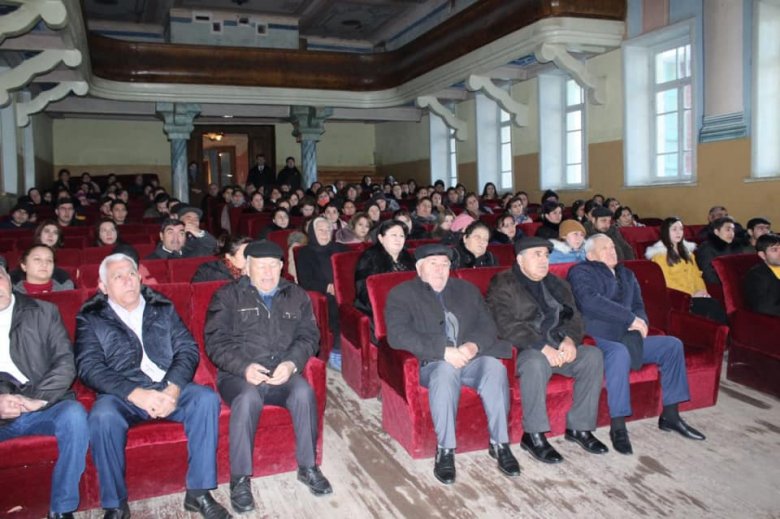 Qənirə Paşayeva Qovlardakı seçicilərinə təşəkkür edib