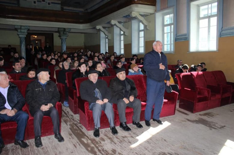 Qənirə Paşayeva Qovlardakı seçicilərinə təşəkkür edib
