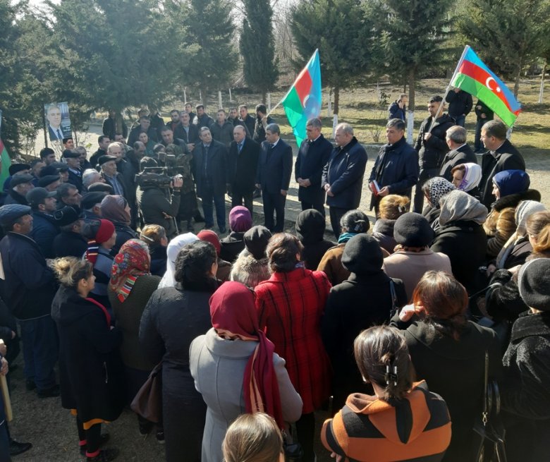 Ziyalılar: “Vüqar Bayramova səs verməklə, Füzulinin inkişafını dəstəkləmiş olacaqsınız” Ziyalılar: “Vüqar Bayramova səs verməklə, Füzulinin inkişafını dəstəkləmiş olacaqsınız”