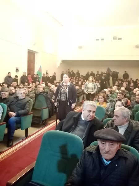 125 saylı dairədən namizəd Sumqayıtda seçicilərlə izdihamlı görüş keçirdi 125 saylı dairədən namizəd Sumqayıtda seçicilərlə izdihamlı görüş keçirdi
