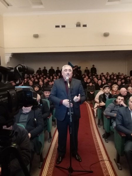 125 saylı dairədən namizəd Sumqayıtda seçicilərlə izdihamlı görüş keçirdi 125 saylı dairədən namizəd Sumqayıtda seçicilərlə izdihamlı görüş keçirdi